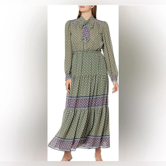 BCBG MAXAZRIA Cocktail Dress with Long Sleeves and Functional Neck Tie size S - Picture 1 of 6